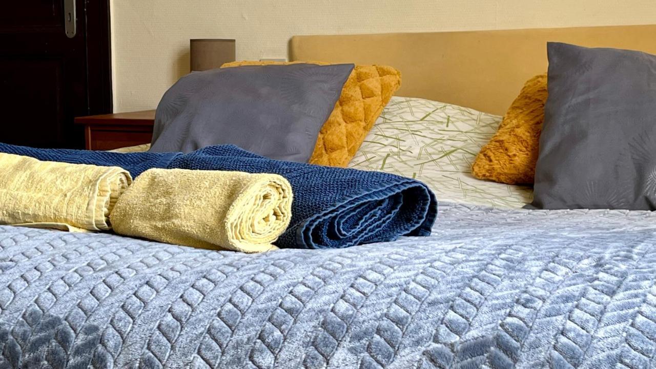 B&B Les Ecoliers Cherain Luaran gambar